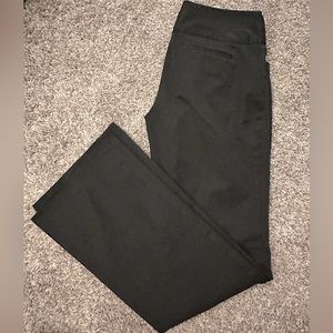 Express, Editor, Women Size 4